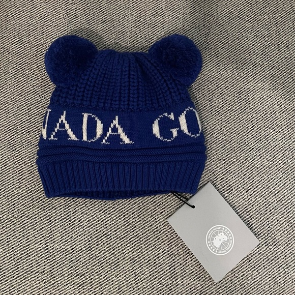 Canada goose Baby double Pom Pom winter hat in pacific blue - Picture 1 of 4